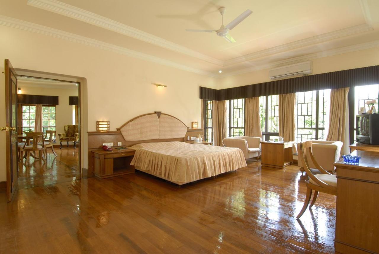 Aranya Nivas Hotel Thekkady Eksteriør billede
